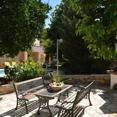 Villa Petra *