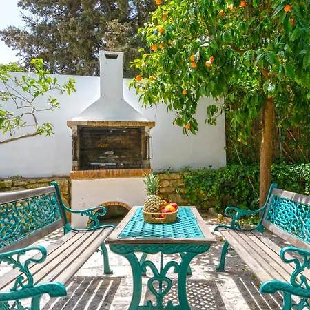 Villa Petra *