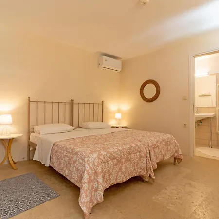 Villa Petra *