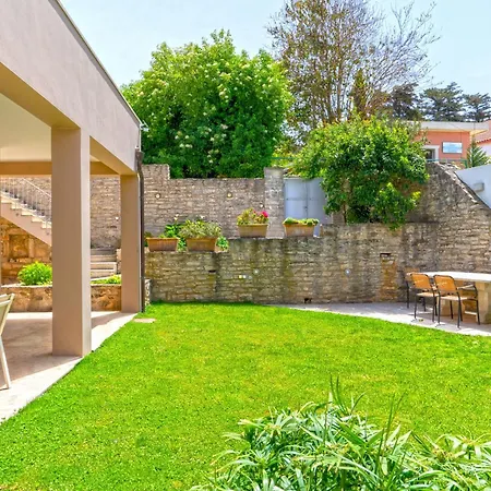 Petra Villa