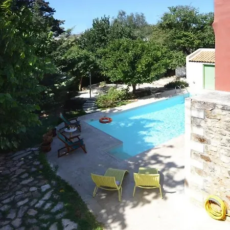 Villa Petra *